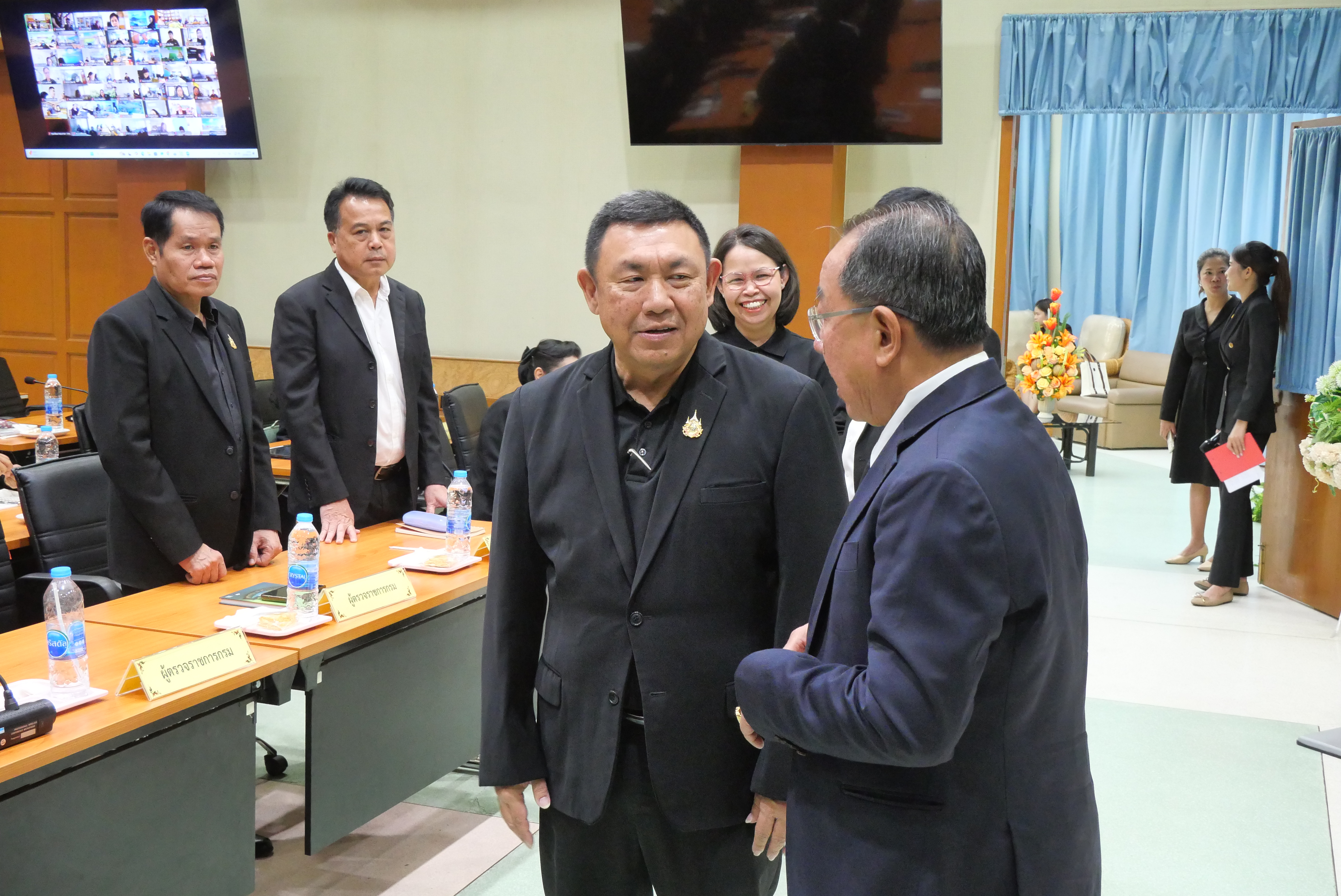 title - เลขาธิการ ส.ป.ก. เปิดการประชุม “สร้างความเข้าใจในการดำเนินโครงการและให้คำชี้แจงเกี่ยวกับการรวบรวม การเก็บข้อมูลเพื่อ ใช้ในการจัดทำแผนกำหนดตำแหน่ง เพื่อปรับปรุงการกำหนดตำแหน่งเป็นระดับสูงขึ้น ของ ส.ป.ก.”